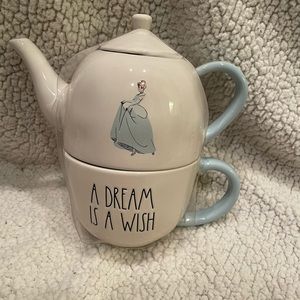 Rae Dunn Cinderella tea pot and mug
